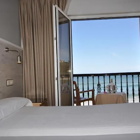 Don Pepe מלון ריבאדסלה