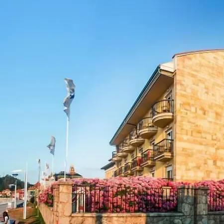 Don Pepe 3* ריבאדסלה